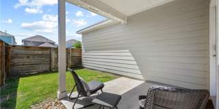 Newly Constructed, 4 BR / 3 BA Home - 2 Car Garage - Pool - Close to Mueller Gallery 26