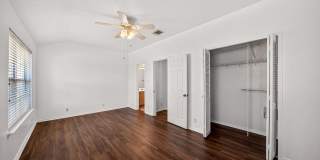 4161 St Charles Bay Gallery 21