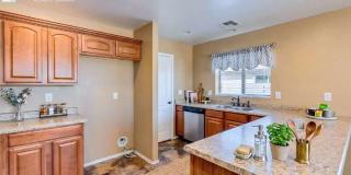 538 East Dragon Springs Drive Gallery 6
