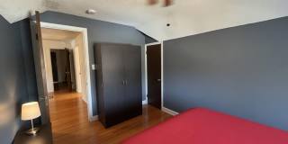 Updated 1 bedroom 1 bath, Upper Level Unit Gallery 10