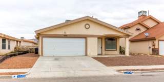 Stylish Northeast Home w/ Refrigerated Air, just minutes Ft. Bliss! Gallery 1