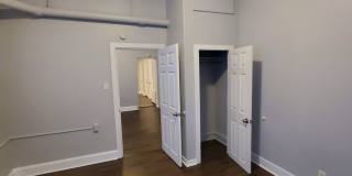 177 W Parmenter St Gallery 10