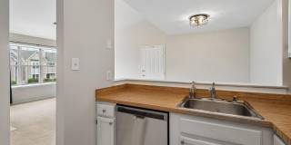 7822 HARROWGATE Circle Gallery 13