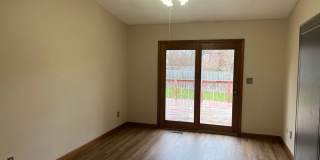 TONS OF SPACE AND STORAGE!! AVAILABLE NOW!! Gallery 6