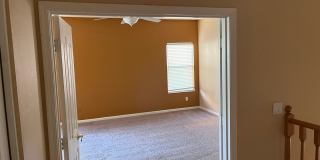 3500 SFT home, 5 Bed 3 bath with POOL and 3 car garage Gallery 25