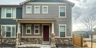 CORNER PAIRED HOME ACROSS THE PARK! Gallery 1