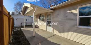 Newly Updated 1 Bed / 1 Bath Bungalow Gallery 3