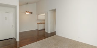 Highland Creek Apartment Homes Gallery 28