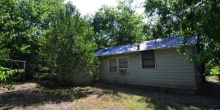Funky East Side 2 Bedroom Gallery 23