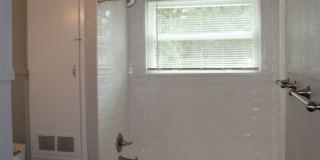 CUTE HOME IN CENTRAL BELTON Gallery 16