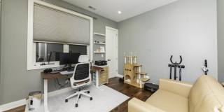 2618 West Fullerton Avenue Gallery 10