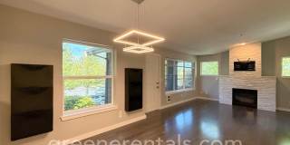 2BD/2BA Upper Level Condo in DuPont's Palisade Park Gallery 1