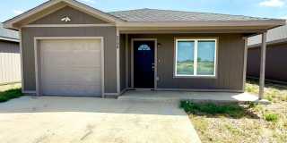 Move In Special 1/2 Off First Months Rent! - Cute 3 Bedroom Home! Gallery 1