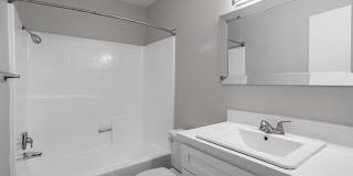 Lincoln Park Apartments Gallery 7