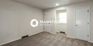 63 Maple Drive Gallery 13