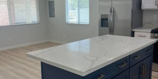 Brand New Detached 3 Bed/2 Bath Home-Central AC +In-Unit Laundry-Riverside Gallery 7