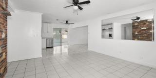 325 NW Rebecca Avenue Gallery 3