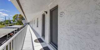 ** PARK SHORE ** 2 BED / 2 BATH - CONDO - 55+ COMMUNITY - SEASONAL OR SHORT TERM RENTAL Gallery 35