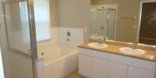 4512 4th St W Gallery 27