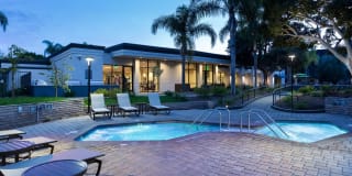 eaves Seal Beach Gallery 29