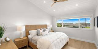 74 Blue Lagoon Gallery 33
