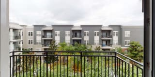 The Vintage Lofts at West End Gallery 21