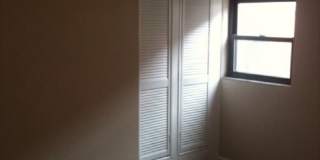 Beautifully Renovated Home in South Side Flats Gallery 11