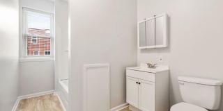 1726 W 8TH ST #1 Gallery 7