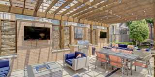 Loft + Row Gallery 13