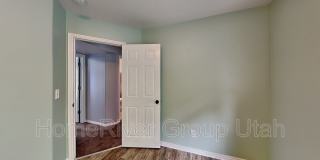 379 E 600 S Gallery 13