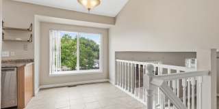 Great location in SE Aurora Gallery 11