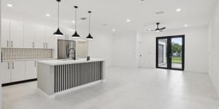 1310 Jefferson Avenue Gallery 8