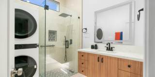 473 1/2 West Sunview Avenue Gallery 17
