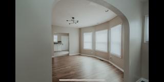 Spacious 3BR Duplex in Louisville Gallery 9