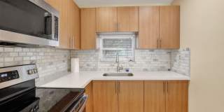 830 S Hollybrook Drive unit: 204 Gallery 2