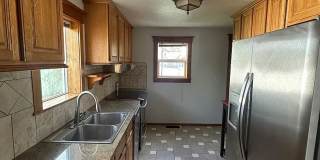 Ideally Located and Updated 4 Bed 2 Bath Fully-Fenced Home w/ Detached Garage/Shop! Gallery 6