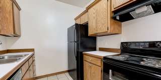 !!50 Percent off your 1st Months Rent!! Spacious 1BD/1BTH Apartment with a Private Balcony in the Heart of Norman! Gallery 16