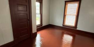 4 bedrooms 2 bathrooms house Gallery 7