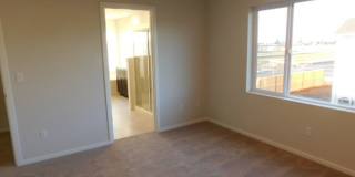 4Bd/2.5 Ba Two Story Home - Available to View! Gallery 27