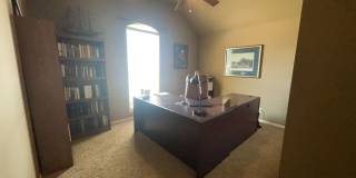 4 Bedroom Home in Edmond Gallery 9