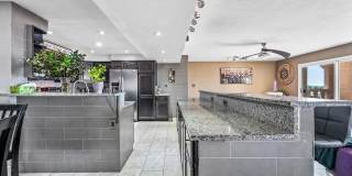 7940 E Camelback Road Gallery 14