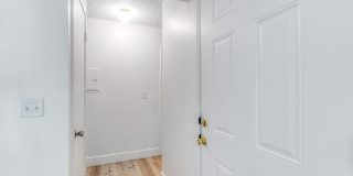 The Cottages Gallery 14