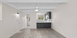 Renovated Tropic Gardens Town House for rent! Gallery 6