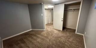 Beautiful 5 Bedroom, 2 Bath in Prime Location Near Campus Beautiful 5 Bedroom, 2 Bath in Prime Location Near Campus Gallery 32