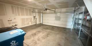 Modern Townhome Near Lone Mountain | Gated & Pool Gallery 37