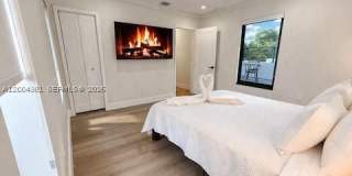 905 SW 13th Ct Gallery 8
