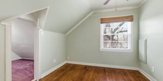 1 Month's Free Rent - 5 Bedroom Home Between 12 South and Oak Hill Gallery 25