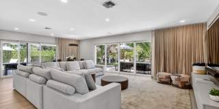 937 SW 34th Court Gallery 12