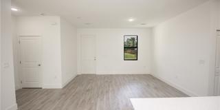 1150 Darling Street E Gallery 3