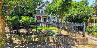 324 Brooks Avenue NE Gallery 1